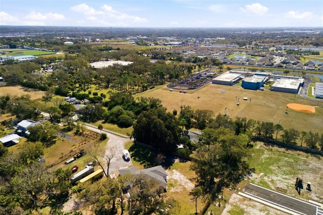 2512 16TH AVENUE DRIVE E, Bradenton, FL 34208