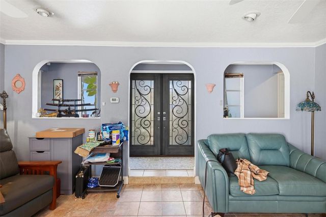 2512 16TH AVENUE DRIVE E, Bradenton, FL 34208