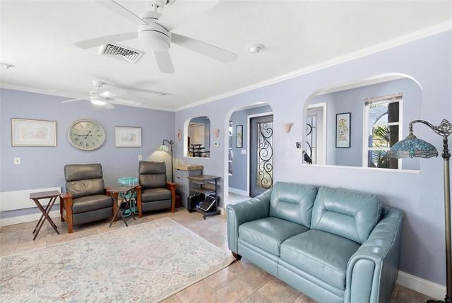 2512 16TH AVENUE DRIVE E, Bradenton, FL 34208