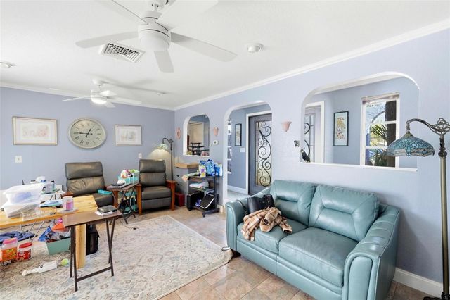 2512 16TH AVENUE DRIVE E, Bradenton, FL 34208