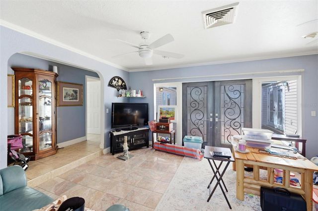 2512 16TH AVENUE DRIVE E, Bradenton, FL 34208