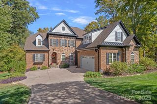 7809 Oak Haven Lane, Stanley, NC 28164