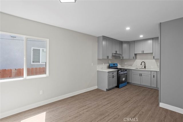 1329 W 88th, Los Angeles, CA 90044