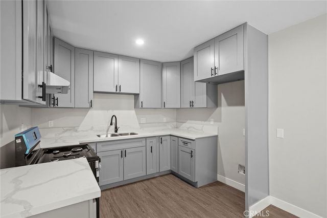 1329 W 88th, Los Angeles, CA 90044