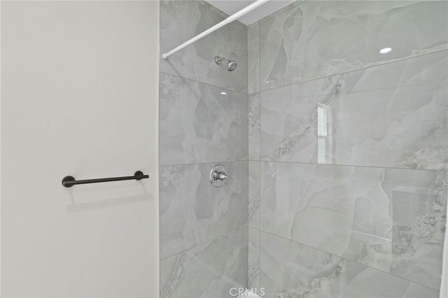 1329 W 88th, Los Angeles, CA 90044