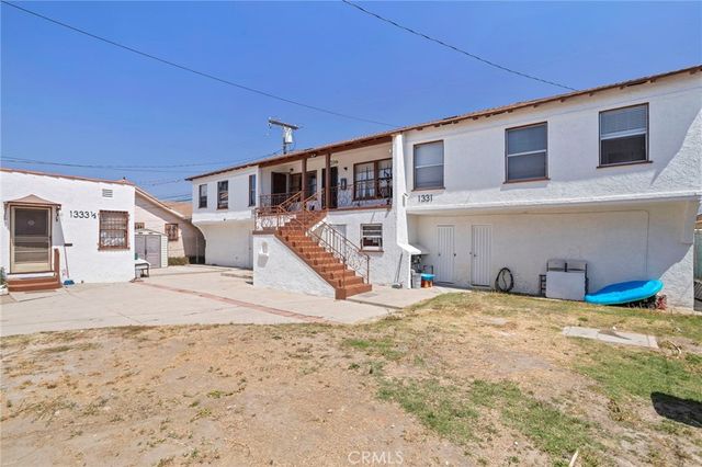 1329 W 88th, Los Angeles, CA 90044