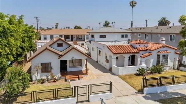 1329 W 88th, Los Angeles, CA 90044