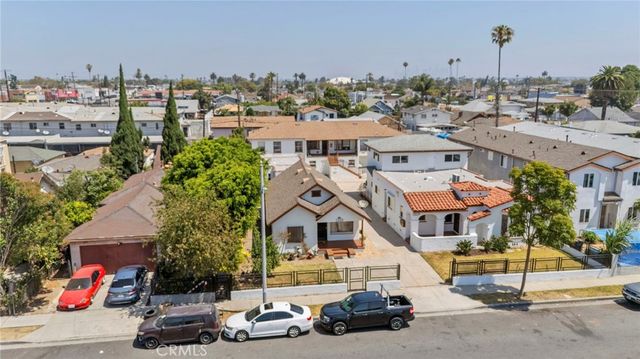 1329 W 88th, Los Angeles, CA 90044