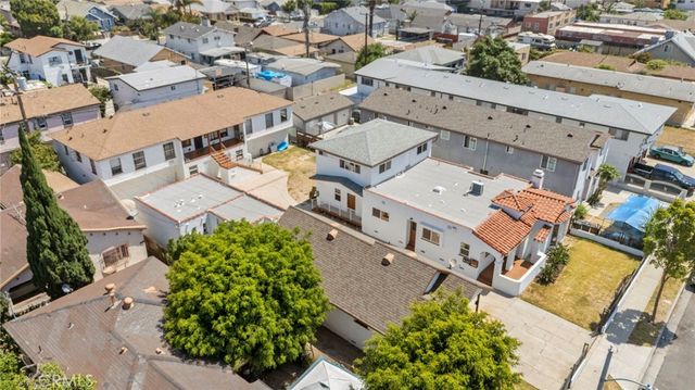 1329 W 88th, Los Angeles, CA 90044
