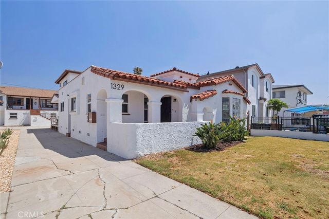 1329 W 88th, Los Angeles, CA 90044