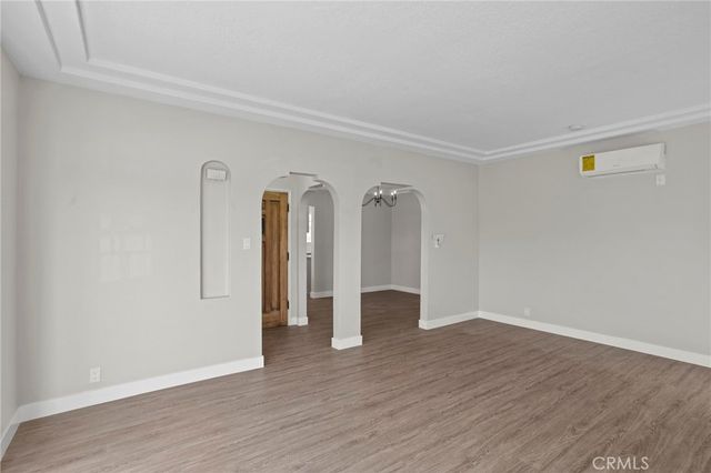 1329 W 88th, Los Angeles, CA 90044