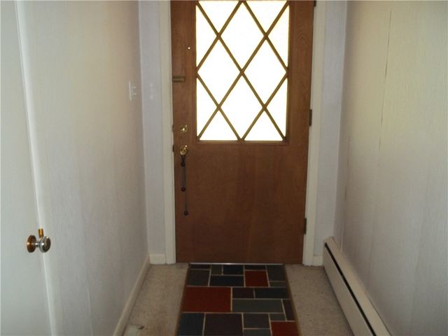 121 Hillcrest Dr, Daugherty Twp, PA 15066