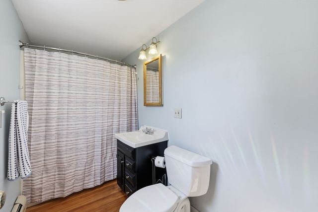 67 Milton St, Northampton, MA 01062