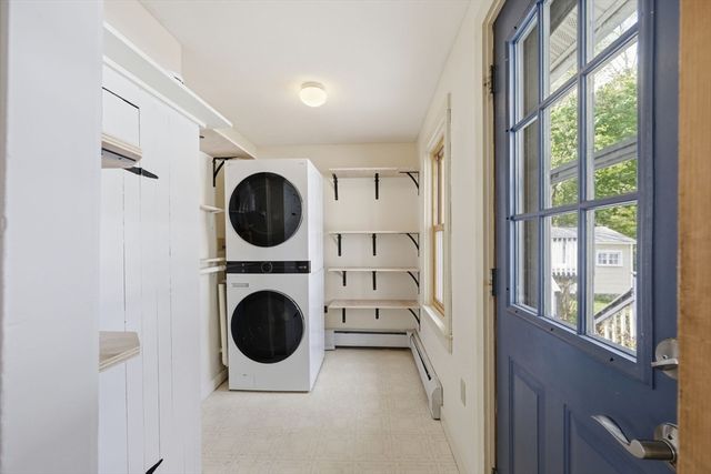 67 Milton St, Northampton, MA 01062