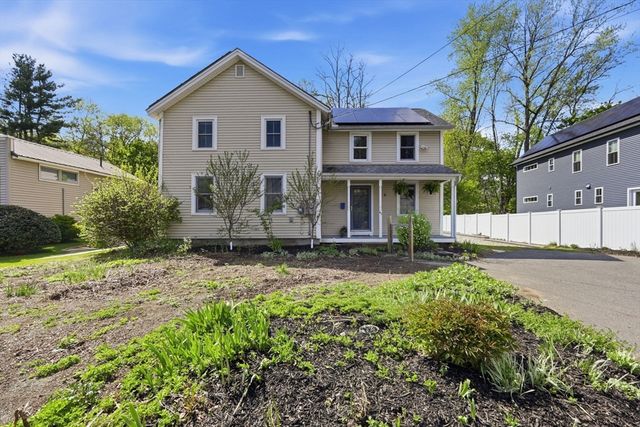 67 Milton St, Northampton, MA 01062