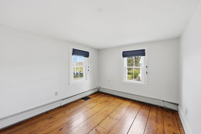 67 Milton St, Northampton, MA 01062