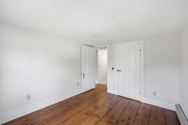 67 Milton St, Northampton, MA 01062
