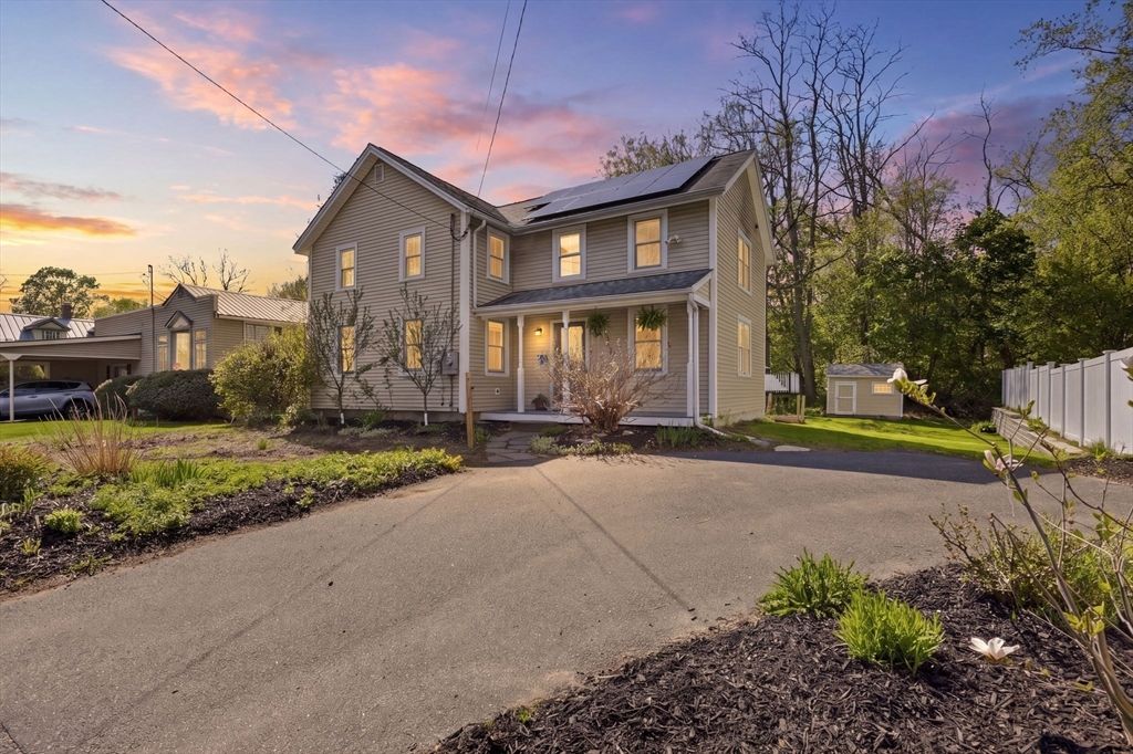 67 Milton St, Northampton, MA 01062