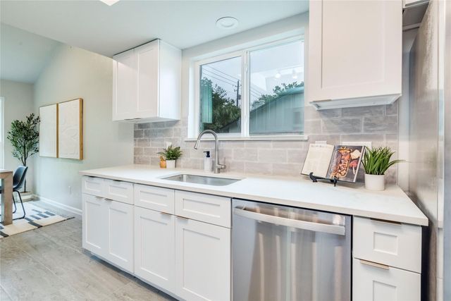 12710 Poquoson DR, Austin, TX 78727