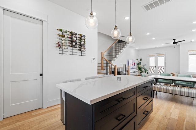 1835 Flowing Springs Trail, Houston, TX 77080