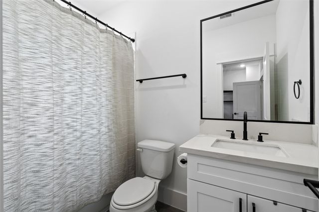 1835 Flowing Springs Trail, Houston, TX 77080