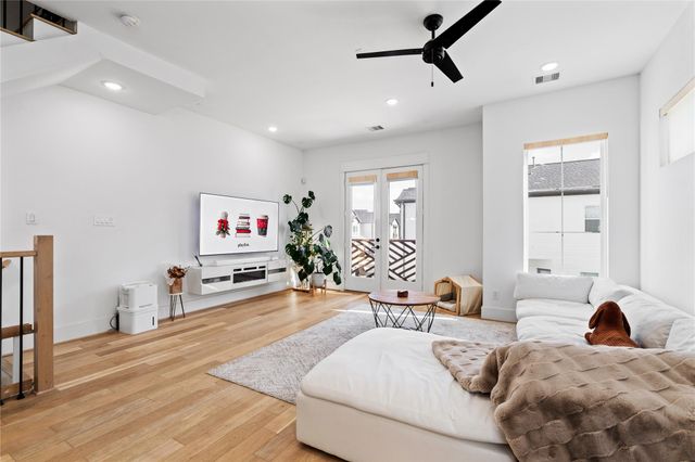 1835 Flowing Springs Trail, Houston, TX 77080