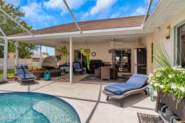 2400 Bent Pine Street, Melbourne, FL 32935