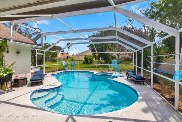 2400 Bent Pine Street, Melbourne, FL 32935