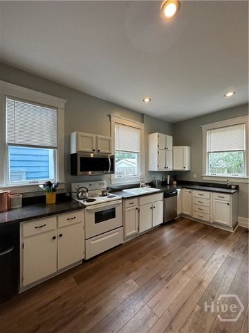 224 E Duffy Street, Savannah, GA 31401