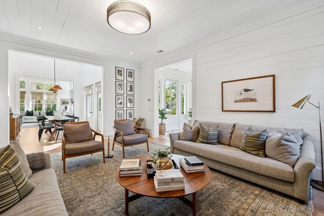 105 Friend Street, Mount Pleasant, SC 29464