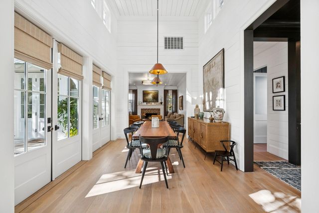 105 Friend Street, Mount Pleasant, SC 29464