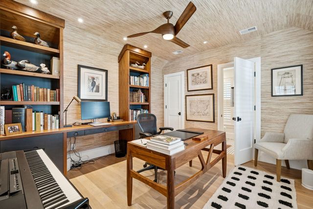 105 Friend Street, Mount Pleasant, SC 29464