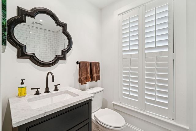 105 Friend Street, Mount Pleasant, SC 29464