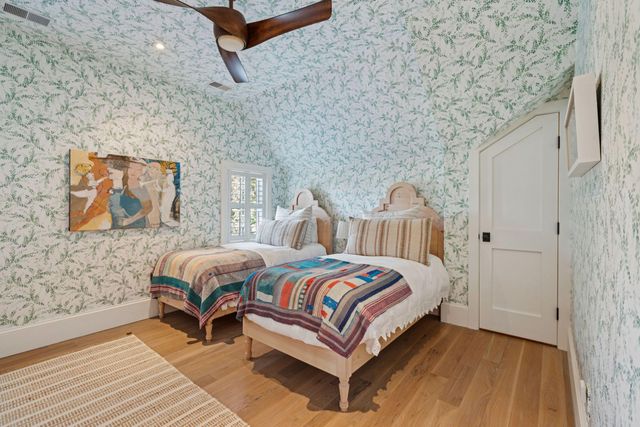 105 Friend Street, Mount Pleasant, SC 29464