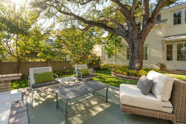 105 Friend Street, Mount Pleasant, SC 29464