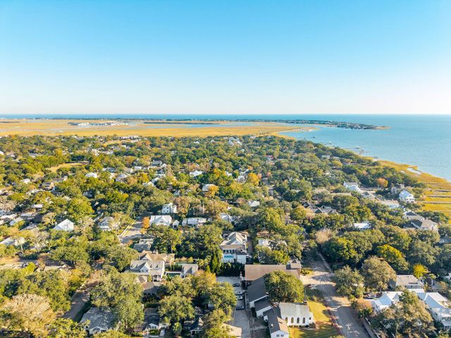 105 Friend Street, Mount Pleasant, SC 29464