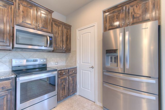 1205 Glen Court, Weatherford, TX 76087