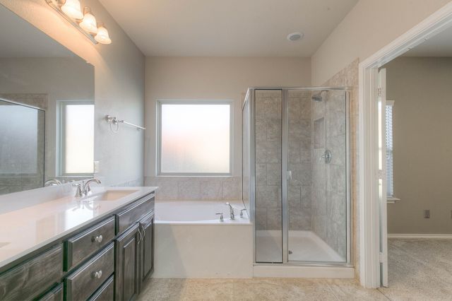 1205 Glen Court, Weatherford, TX 76087