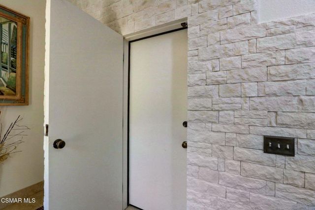 7 Bell Canyon Road, Bell Canyon, CA 91307