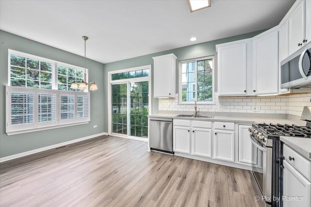 2933 Talaga Drive, Algonquin, IL 60102