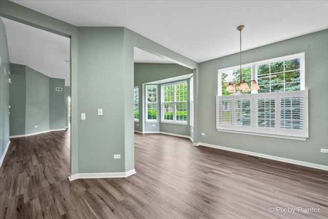 2933 Talaga Drive, Algonquin, IL 60102