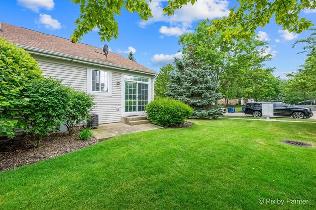 2933 Talaga Drive, Algonquin, IL 60102