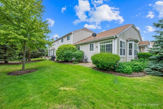 2933 Talaga Drive, Algonquin, IL 60102