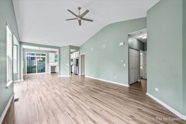 2933 Talaga Drive, Algonquin, IL 60102