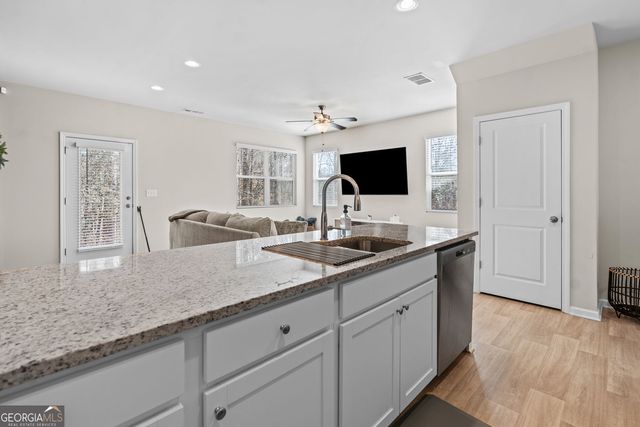 2830 Ridgeview Drive, Atlanta, GA 30331