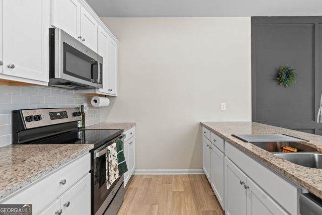 2830 Ridgeview Drive, Atlanta, GA 30331