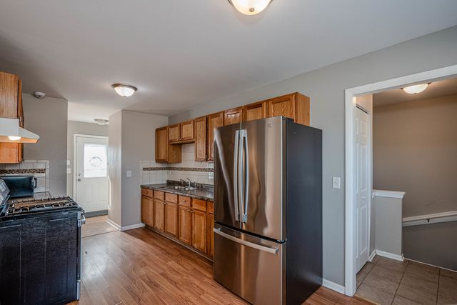 5742 Woodgate Drive, Matteson, IL 60443