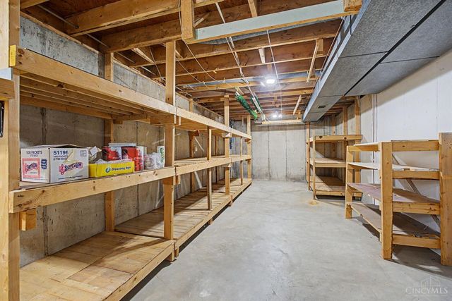 1690 Yellowglen Drive, Anderson Twp, OH 45255