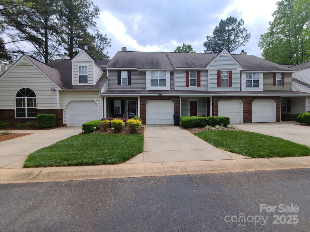 5963 Moose Lane, Charlotte, NC 28269