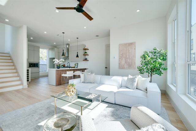 512 N Lancaster Street 6, Dallas, TX 75203